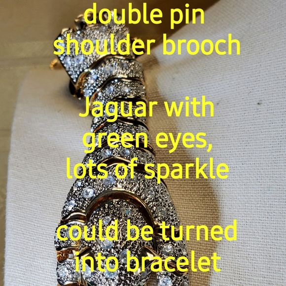 Beautiful Double pin Jaguar - Picture 4 of 5